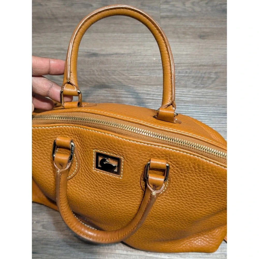 Vintage Dooney Bourke Pebble Grain‎ Leather Satchel Shoulder Bag